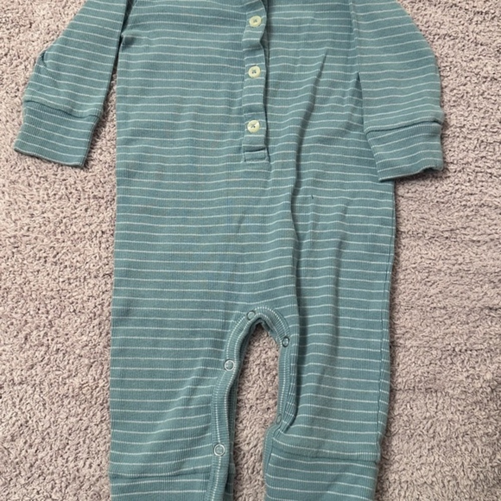 ✔️ Kate Quinn 6-12M Organic Cotton Ribbed Romper | Green Stripe